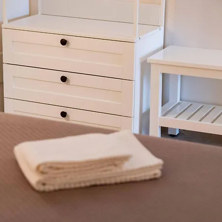 Moderno Mediterraneo Affittacamere 4*