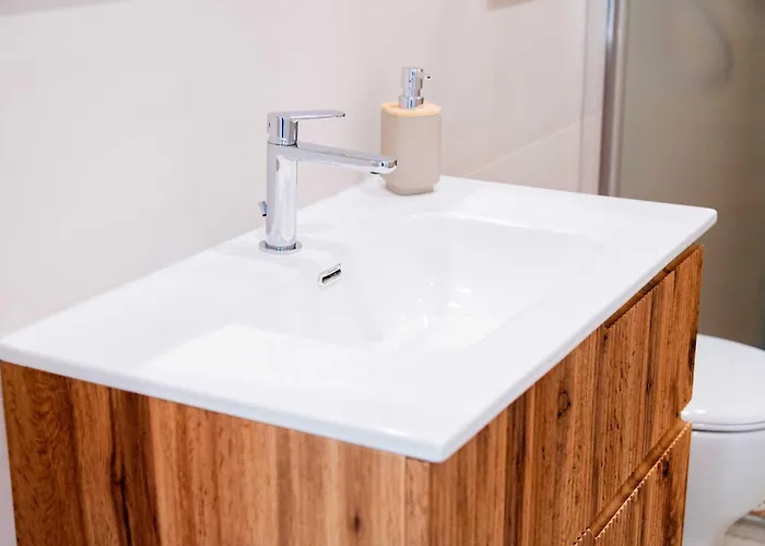 Moderno Mediterraneo ゲストハウス 4*