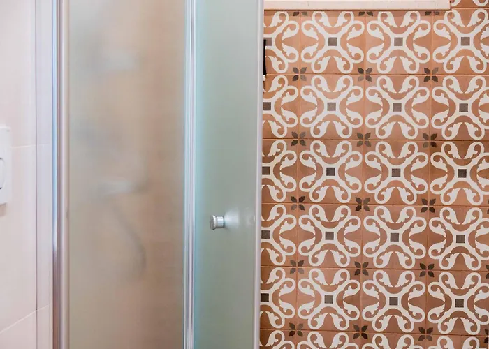 Moderno Mediterraneo 招待所 4*